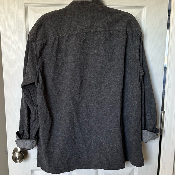 Vintage St. John's Bay - Men’s Size L - Gray Chamois Button Down Shirt - Picture 3 of 6